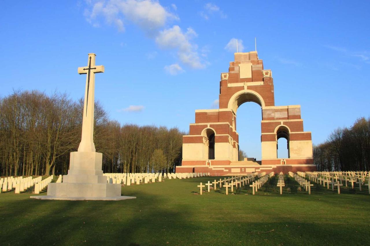 Bus-les-ArtoisLa Grange Aux Tommies - Pays Du Coquelicot别墅 外观 照片